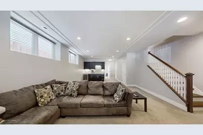 5033 W Winona Street, Chicago, IL 60630 - Photo 13