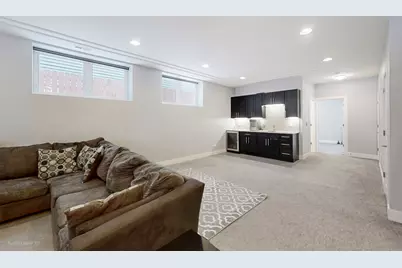 5033 W Winona Street, Chicago, IL 60630 - Photo 15