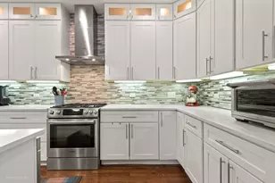 5033 W Winona St, Chicago, IL 60630 - Photo 7