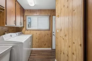 495 Kinkaid Ct, Des Plaines, IL 60016 - Photo 9