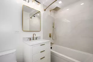 1360 N Sandburg Terrace, Chicago, IL 60610 - Photo 25