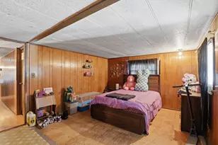 350 E Summer St, Paxton, IL 60957 - Photo 13