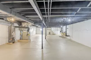 8139 S Exchange Ave, Chicago, IL 60617 - Photo 17