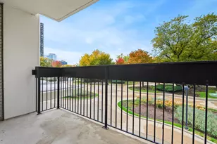 1455 N Sandburg Terrace, Chicago, IL 60610 - Photo 19