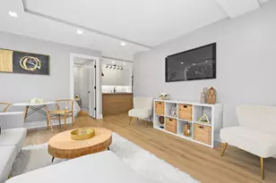 1455 N Sandburg Terrace, Chicago, IL 60610 - Photo 7