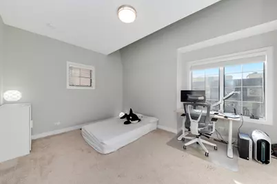 1025 Walnut Way, Oak Park, IL 60302 - Photo 19