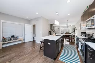 1025 Walnut Wy, Oak Park, IL 60302 - Photo 11