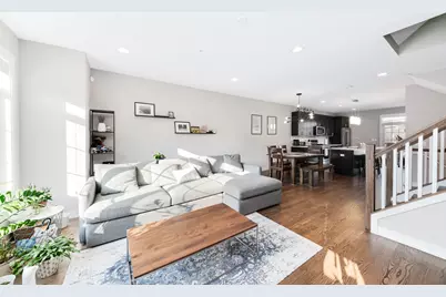 1025 Walnut Way, Oak Park, IL 60302 - Photo 7