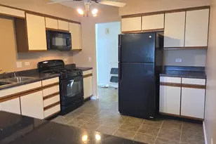 496 Stone Gate Cir, Schaumburg, IL 60193 - Photo 7