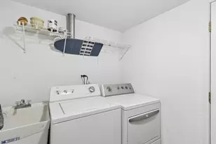 496 Stone Gate Cir, Schaumburg, IL 60193 - Photo 19