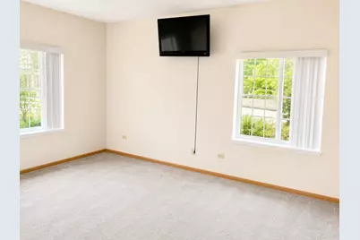 801 N McLean Boulevard #136, Elgin, IL 60123 - Photo 5