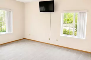 801 N McLean Blvd, Elgin, IL 60123 - Photo 5