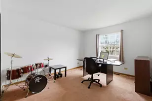 450 Ascot Ln, Streamwood, IL 60107 - Photo 15