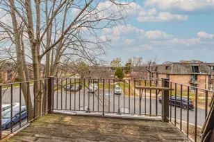 7 Oak Creek Dr, Buffalo Grove, IL 60089 - Photo 25