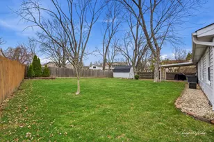 115 Red Bridge Rd, Lake Zurich, IL 60047 - Photo 17