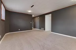 1217 Searle Dr, Normal, IL 61761 - Photo 23