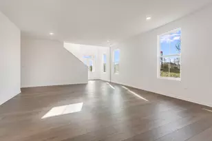 8533 Chadwick Ct, Woodridge, IL 60517 - Photo 5