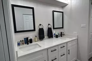 10561 Palos Pl, Palos Hills, IL 60465 - Photo 15