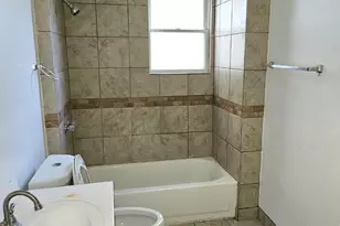 8542 S Lowe Ave, Chicago, IL 60620 - Photo 9