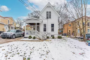 131 N Gifford St, Elgin, IL 60120 - Photo 1