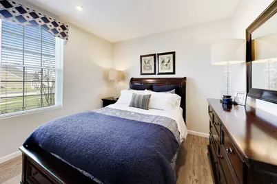 2911 Briargate Drive, Lindenhurst, IL 60046 - Photo 13