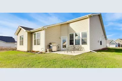 2911 Briargate Drive, Lindenhurst, IL 60046 - Photo 19