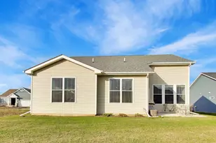 2911 Briargate Dr, Lake Villa, IL 60046 - Photo 17