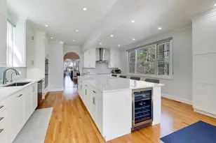 1727 W Henderson St, Chicago, IL 60657 - Photo 11