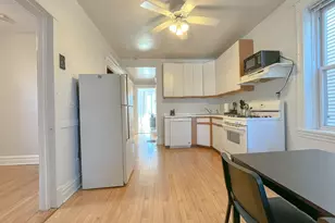 2442 N Ashland Ave, Chicago, IL 60614 - Photo 9