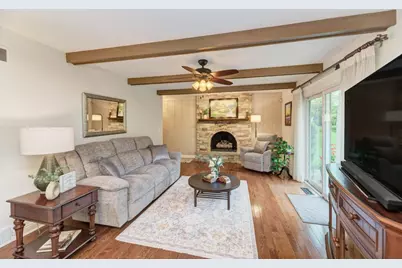 10S607 Glenn Drive, Burr Ridge, IL 60527 - Photo 17