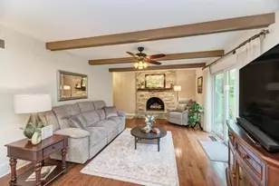 10S607 Glenn Dr, Burr Ridge, IL 60527 - Photo 17