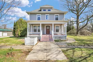 430 N Indiana Ave, Deland, IL 61839 - Photo 5