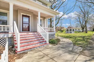 430 N Indiana Ave, Deland, IL 61839 - Photo 3