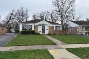 2223 Hawthorne Rd, Homewood, IL 60430 - Photo 1