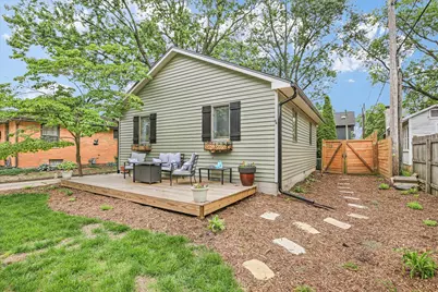 605 S Chicago Avenue, Champaign, IL 61821 - Photo 1