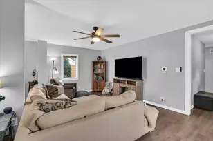 605 S Chicago Ave, Champaign, IL 61821 - Photo 11