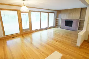 459 Highcrest Dr, Wilmette, IL 60091 - Photo 3