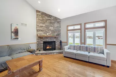 125 N Hamilton Drive, Grant Park, IL 60940 - Photo 3