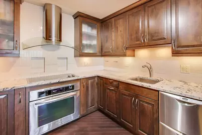 1440 N Lake Shore Drive #5D, Chicago, IL 60610 - Photo 7