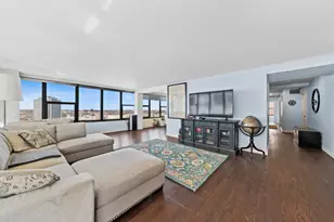 5801 N Sheridan Rd, Chicago, IL 60660 - Photo 9