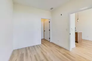 1950 W Lawrence Ave, Chicago, IL 60640 - Photo 15