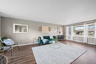 1320 N Douglas Ave, Arlington Heights, IL 60004 - Photo 9