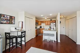 2700 N Hampden Ct, Chicago, IL 60614 - Photo 7