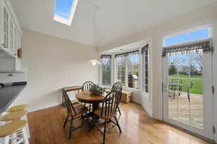 8839 S 83rd Ave, Hickory Hills, IL 60457 - Photo 11