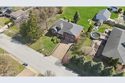 8839 S 83rd Avenue, Hickory Hills, IL 60457 - Photo 35