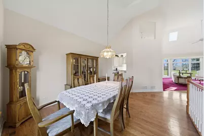 8839 S 83rd Avenue, Hickory Hills, IL 60457 - Photo 13