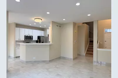 431 Pine Lake Circle, Vernon Hills, IL 60061 - Photo 9