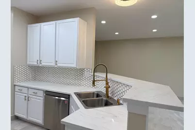 431 Pine Lake Circle, Vernon Hills, IL 60061 - Photo 15