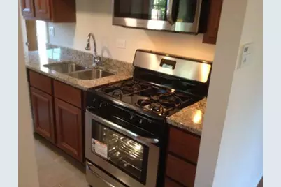 879 North Avenue, Des Plaines, IL 60016 - Photo 3