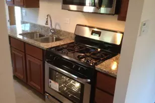 879 North Ave, Des Plaines, IL 60016 - Photo 3